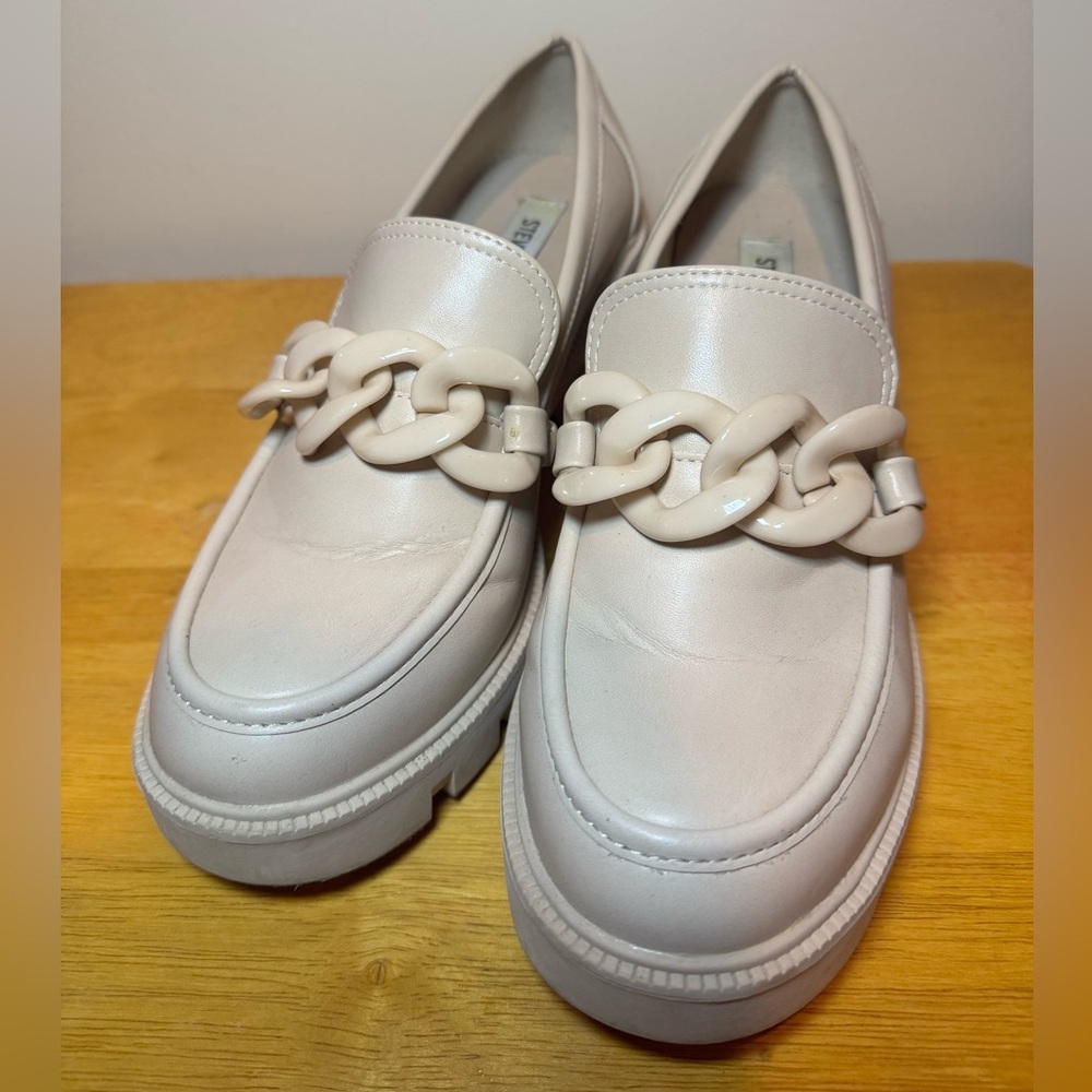 Steve Madden Cream Chunky Chain Loafers Lug Sole - US 9 - Picture 3 of 9